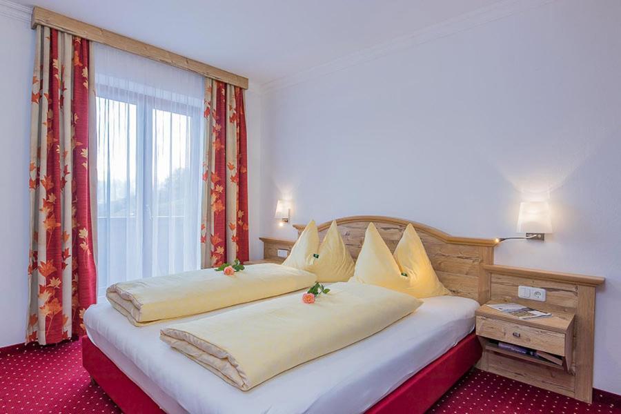 Hotel - Pension Oetzmooshof 蓬高圣约翰 外观 照片